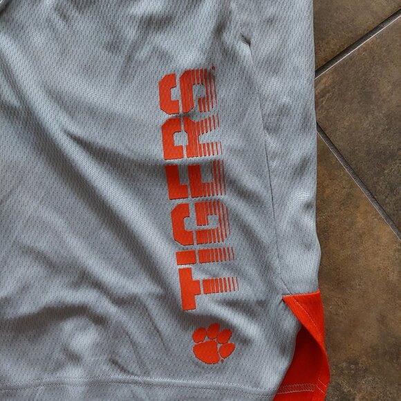 Nike Clemson Tigers men's Shorts size M - Picture 2 of 5